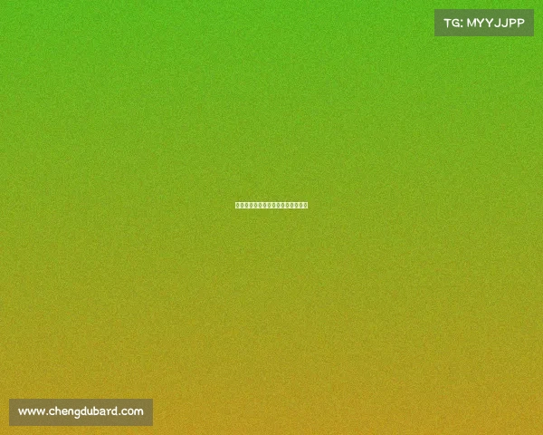 钢铁猛男の电竞战场键盘冒奶也要赢